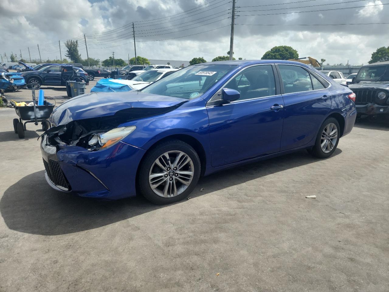 2016 Toyota Camry Le იყიდება Miami-ში, FL - Front End