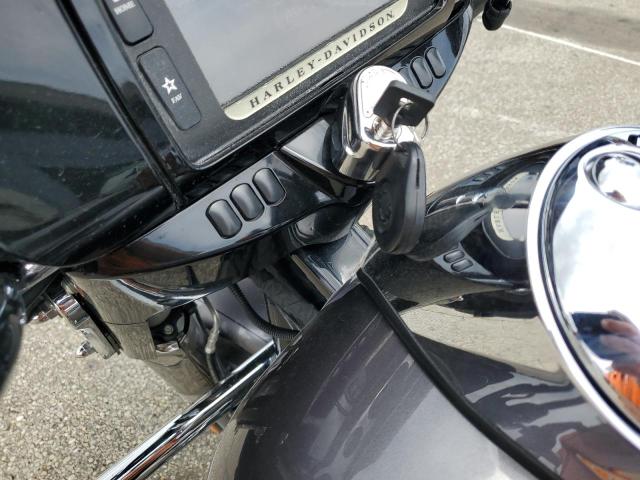  HARLEY-DAVIDSON FL 2014 Серый