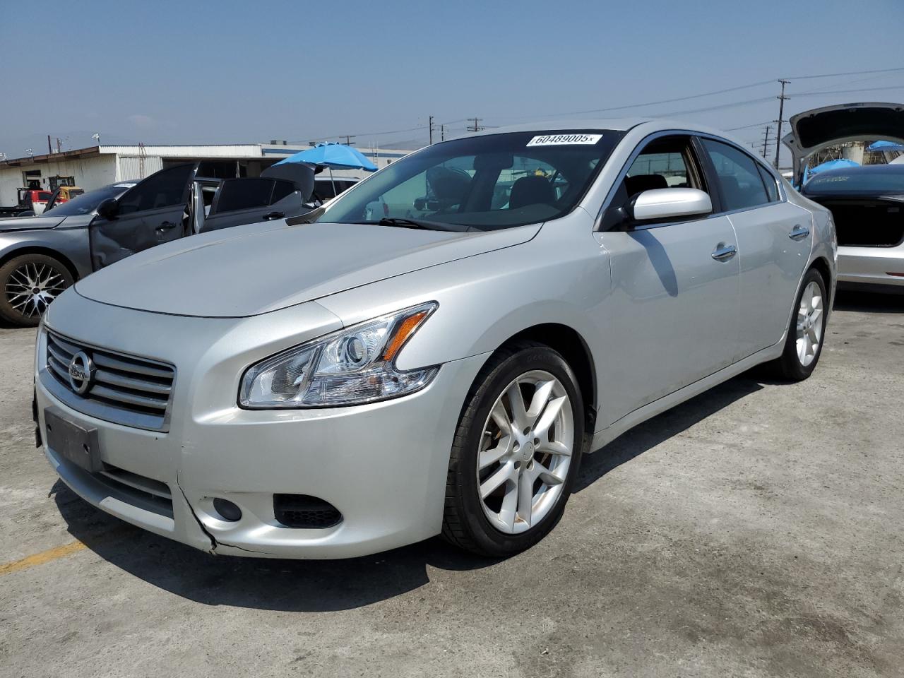 2013 Nissan Maxima S продається в Sun Valley, CA - Front End