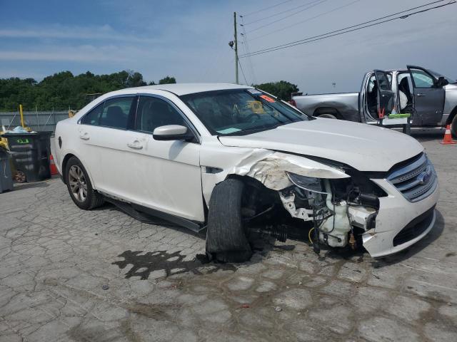 Sedans FORD TAURUS 2012 Biały