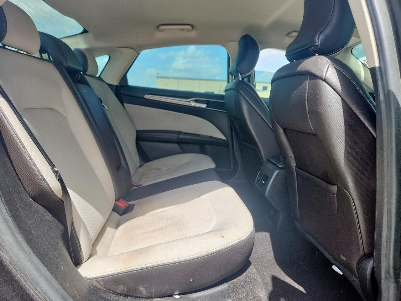2019 Ford Fusion Se VIN: 3FA6P0HD8KR171083 Lot: 63194035