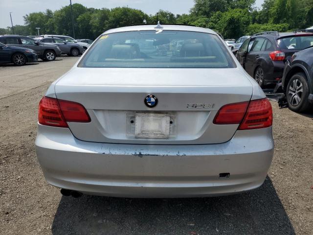 Coupet BMW 3 SERIES 2013 Srebrny