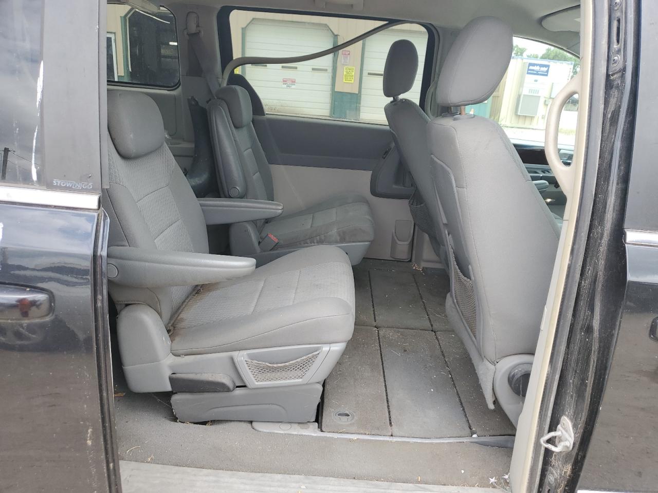 2010 Chrysler Town & Country Touring VIN: 2A4RR5D11AR243430 Lot: 62012025