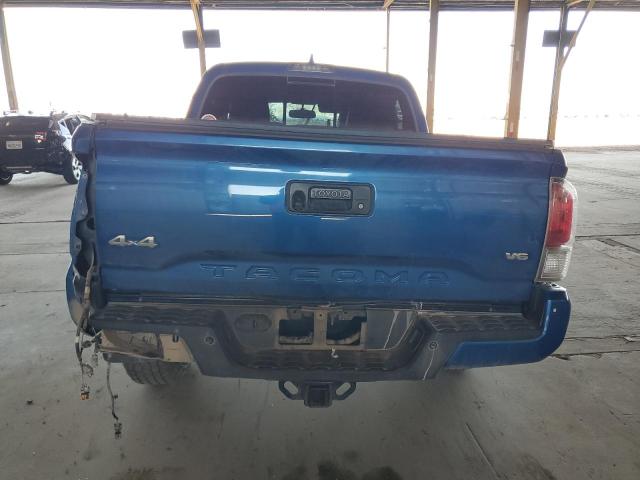 TOYOTA TACOMA 2017 Синий