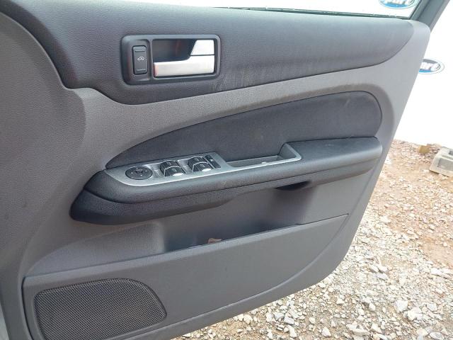 2010 FORD FOCUS TITA