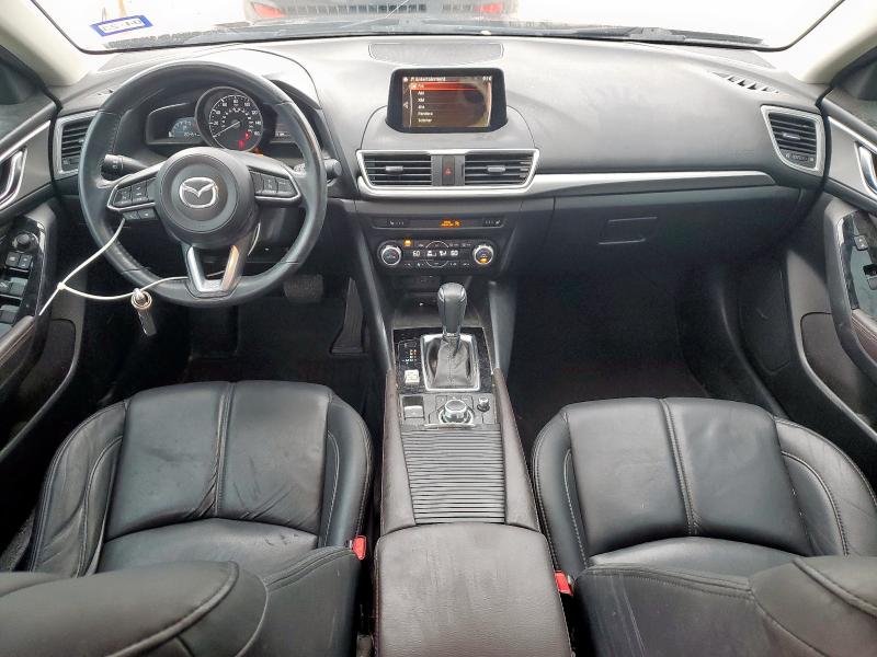  MAZDA 3 2018 Czarny