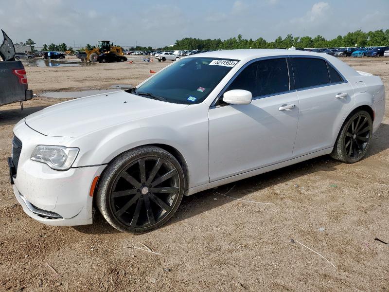  CHRYSLER 300 2017 Biały