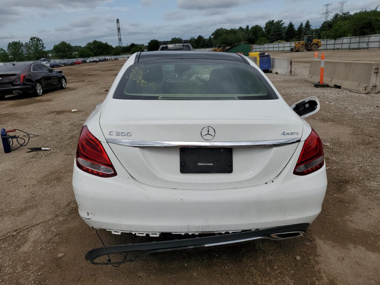 2017 Mercedes-Benz C 300 4Matic VIN: 55SWF4KB0HU187573 Lot: 62289885