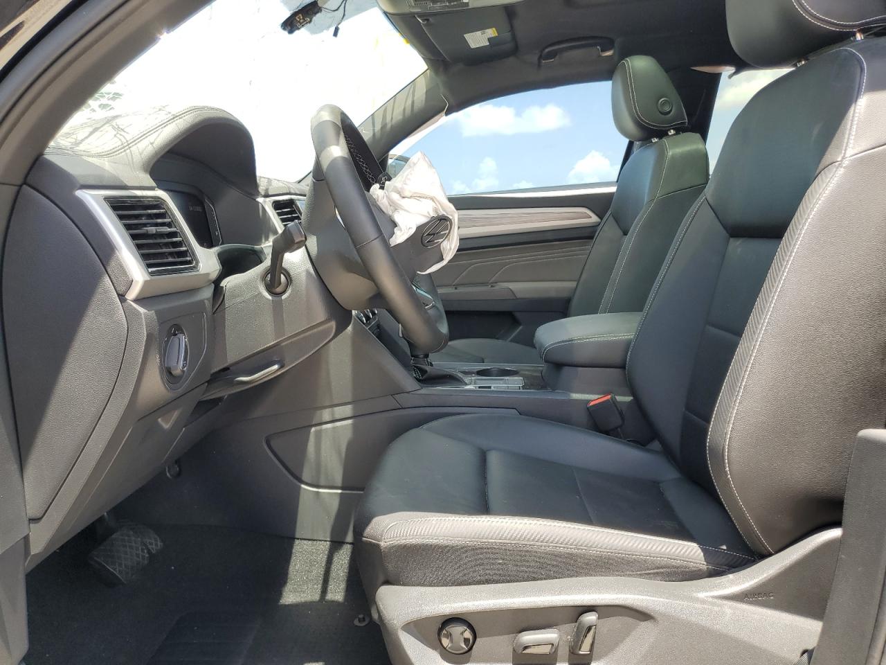 2023 Volkswagen Atlas Cross Sport Se VIN: 1V2JE2CA4PC227477 Lot: 61573705