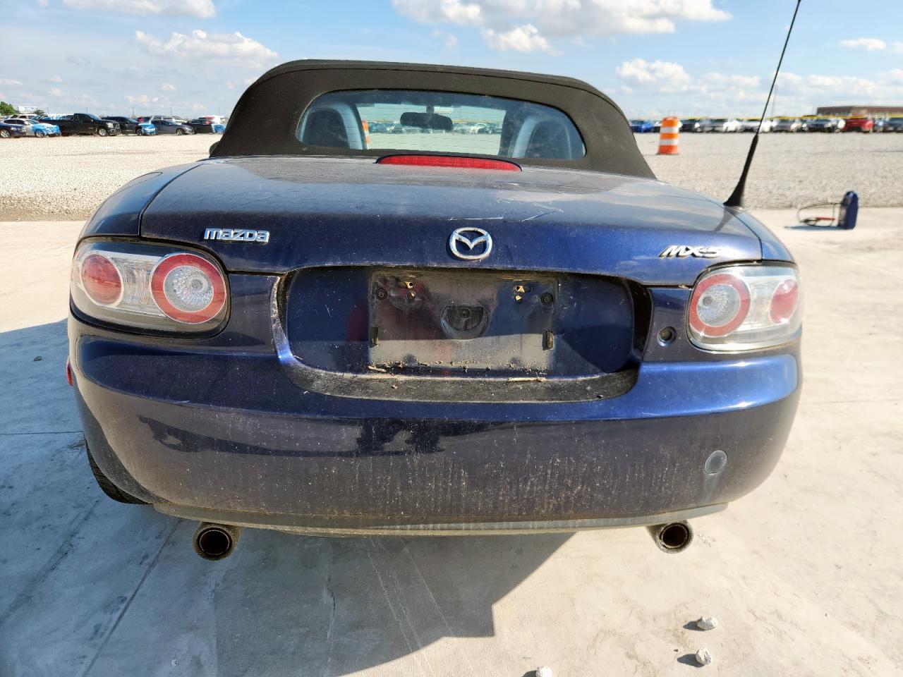 2007 Mazda Mx-5 Miata VIN: JM1NC25F770138120 Lot: 60777425