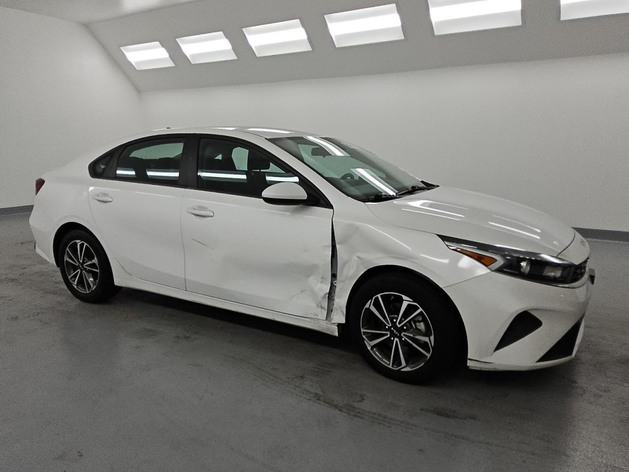 KIA FORTE 2023 VIN 3KPF24AD1PE540892 photo 4