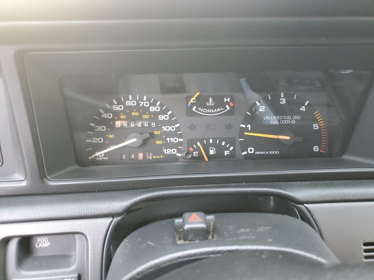 1990 Lincoln Mark Vii Lsc VIN: 1LNCM93E8LY715218 Lot: 62984275