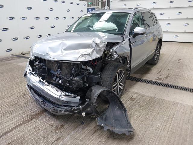 VOLKSWAGEN TIGUAN ASP 2022