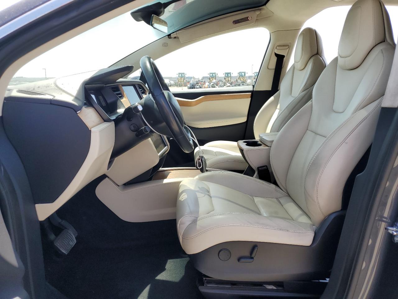2019 Tesla Model X VIN: 5YJXCAE23KF147214 Lot: 61419265
