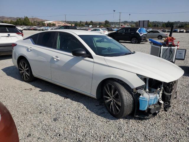  NISSAN ALTIMA 2019 Белы