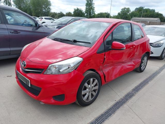 TOYOTA YARIS TR V 2012