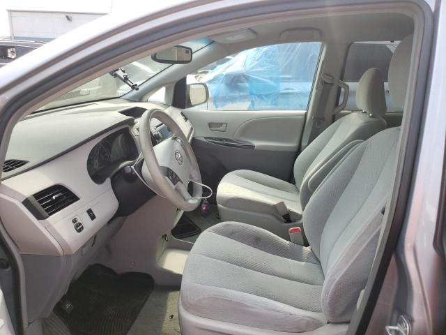  TOYOTA SIENNA 2012 Srebrny