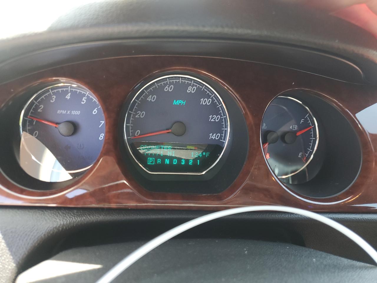 2008 Buick Lucerne Cxs VIN: 1G4HE57Y98U137354 Lot: 61734215