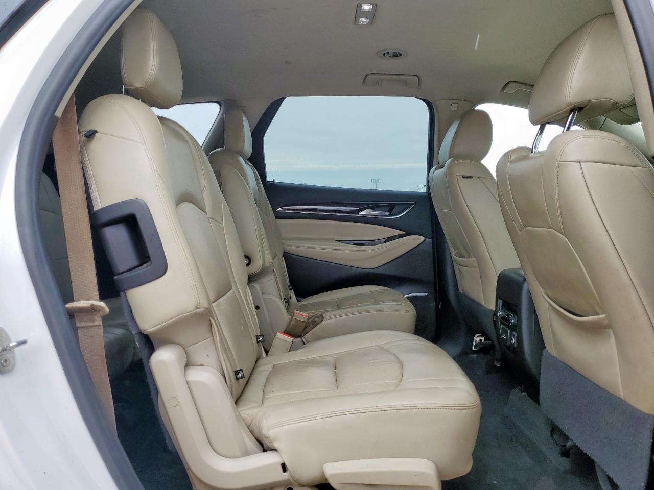 2018 Buick Enclave Essence VIN: 5GAERBKW8JJ280546 Lot: 60668175