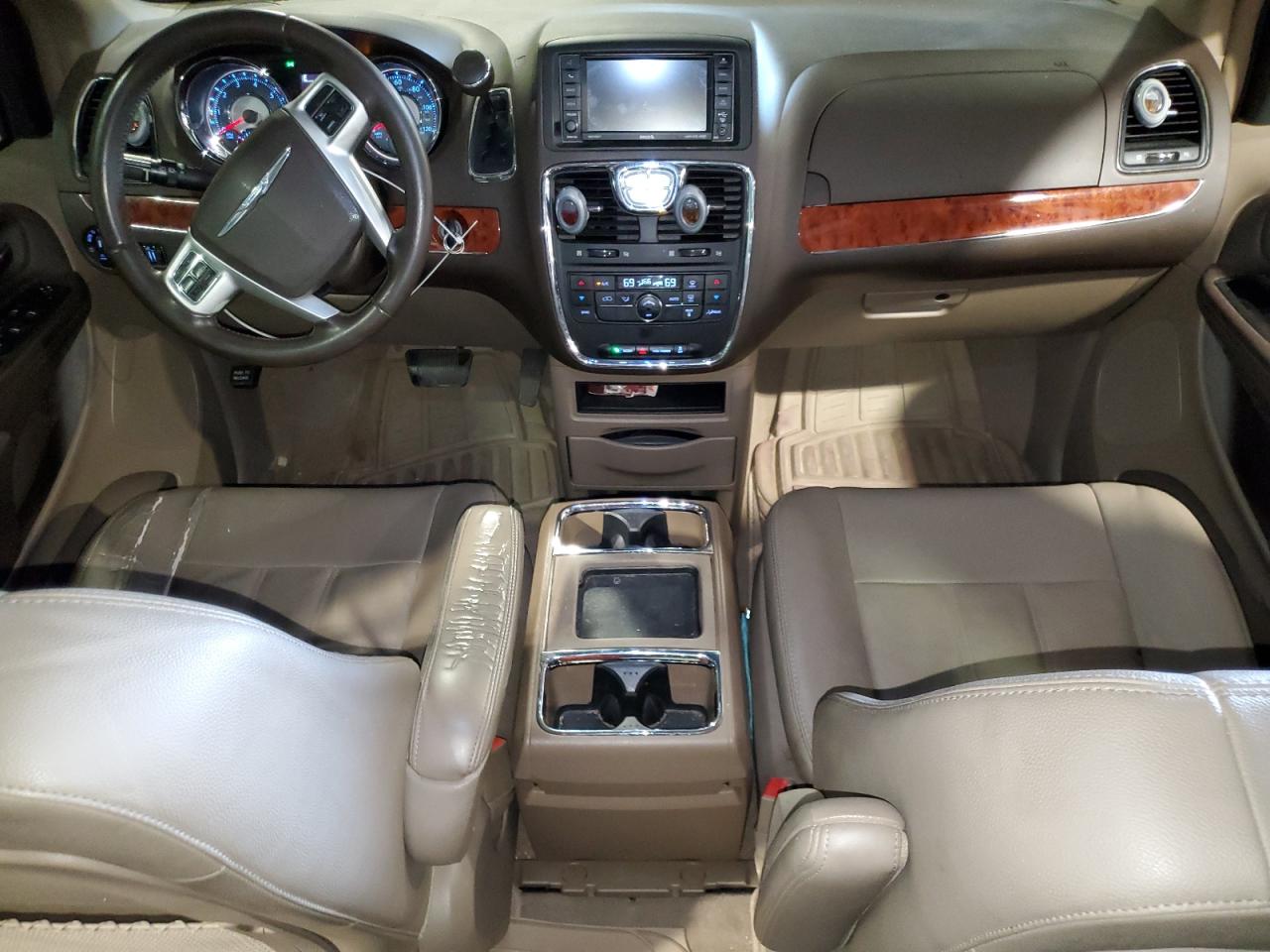 2015 Chrysler Town & Country Touring VIN: 2C4RC1BG8FR619572 Lot: 61246985