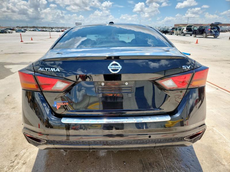  NISSAN ALTIMA 2022 Черный