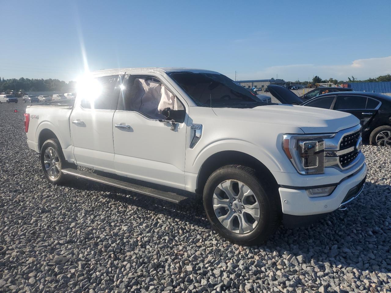 FORD F-150 2023 VIN 1FTFW1E82PFA21596 photo 4