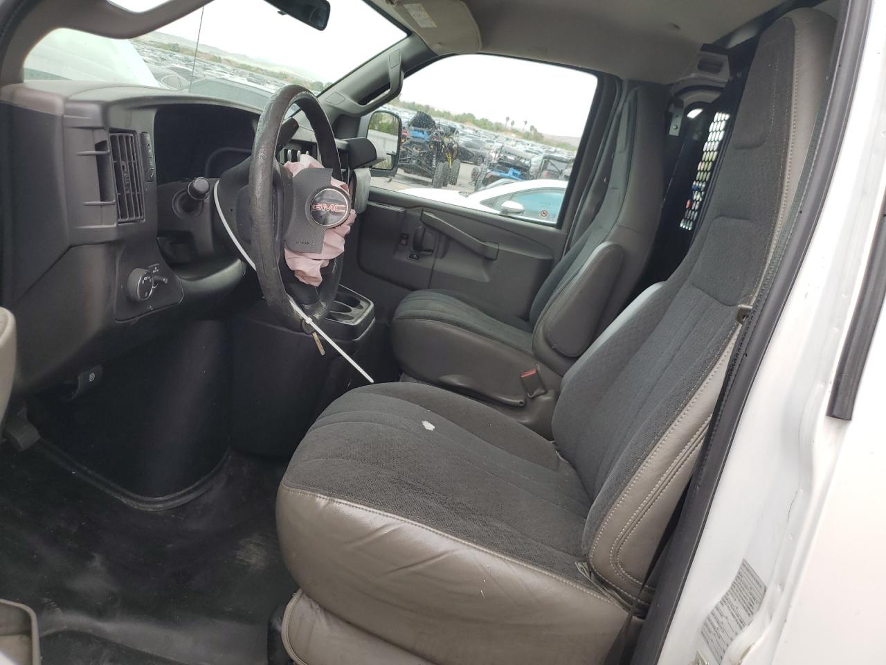 2021 GMC Savana G2500 VIN: 1GTW7AFP2M1246273 Lot: 61970225
