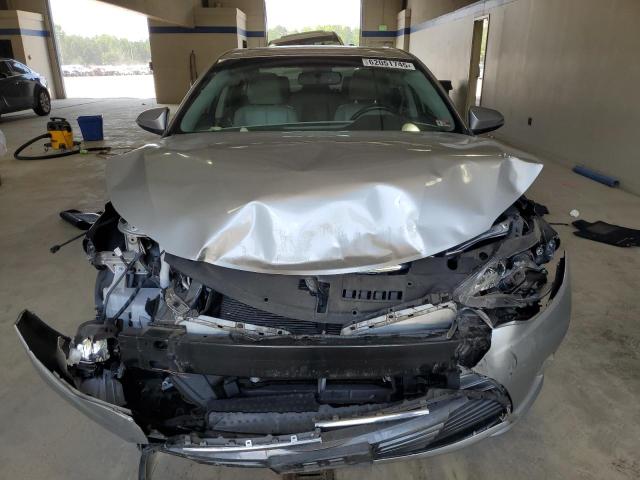 Sedans TOYOTA AVALON 2016 Srebrny