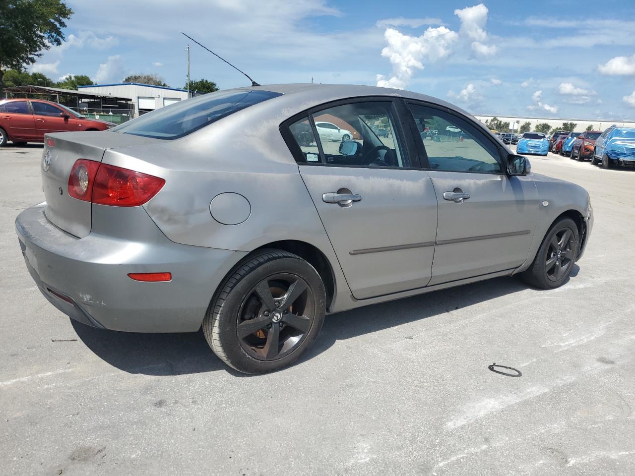 MAZDA 3 2006 VIN JM1BK32F461416917 zdjęcie 3