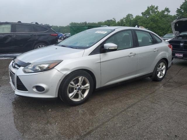 Sedans FORD FOCUS 2014 Silver