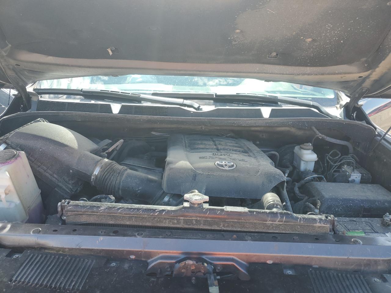 2016 Toyota Tundra Crewmax Sr5 VIN: 5TFDY5F15GX523488 Lot: 61931295