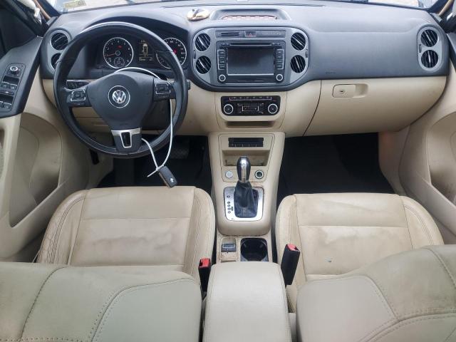 Parquets VOLKSWAGEN TIGUAN 2012 Czarny