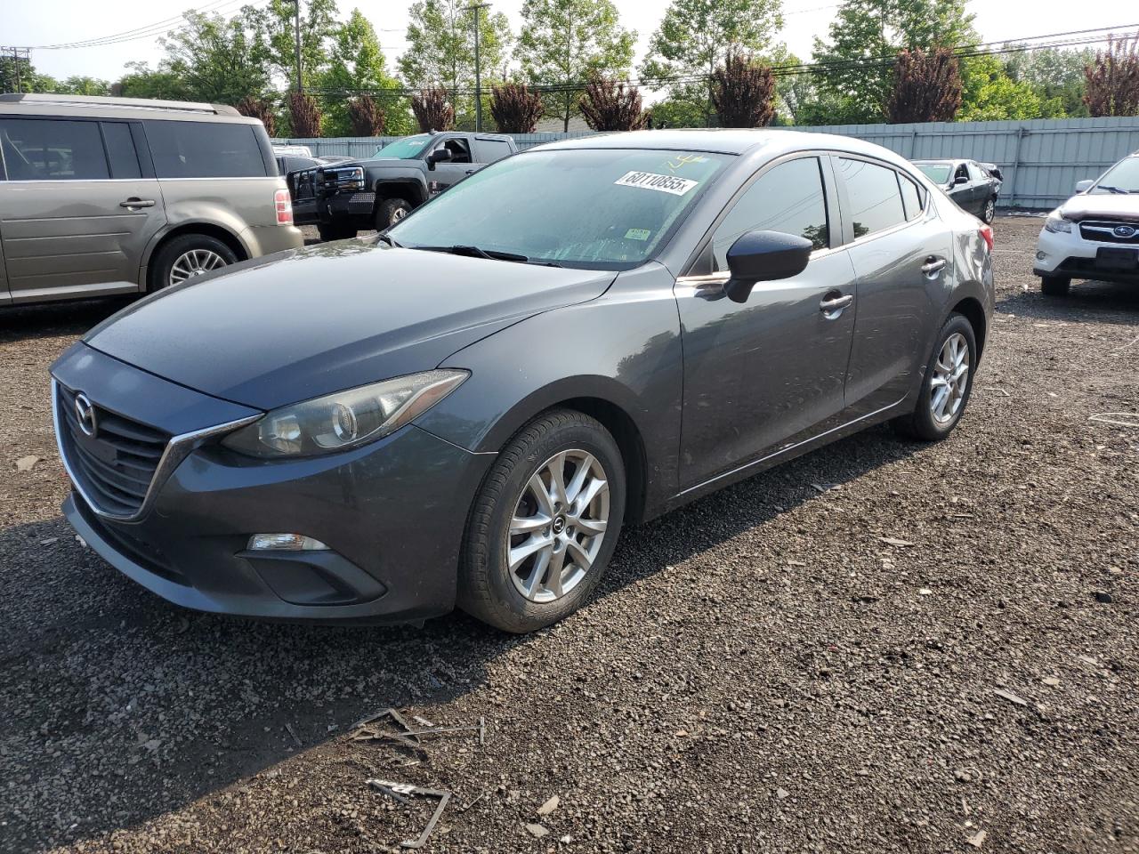 New Britain, CT에서 판매 중인 2016 Mazda 3 Sport - Side