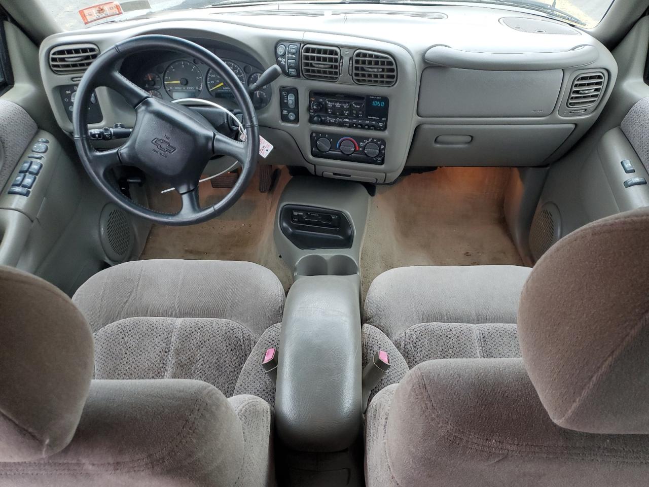 2000 Chevrolet Blazer VIN: 1GNDT13W8Y2289862 Lot: 61331025