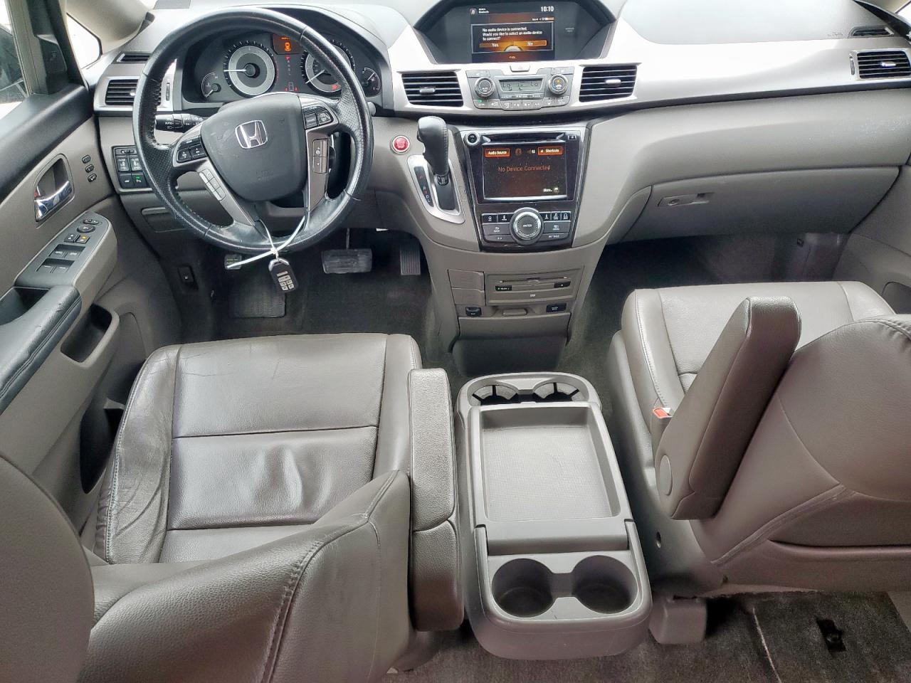 2015 Honda Odyssey Touring VIN: 5FNRL5H96FB082857 Lot: 59637105