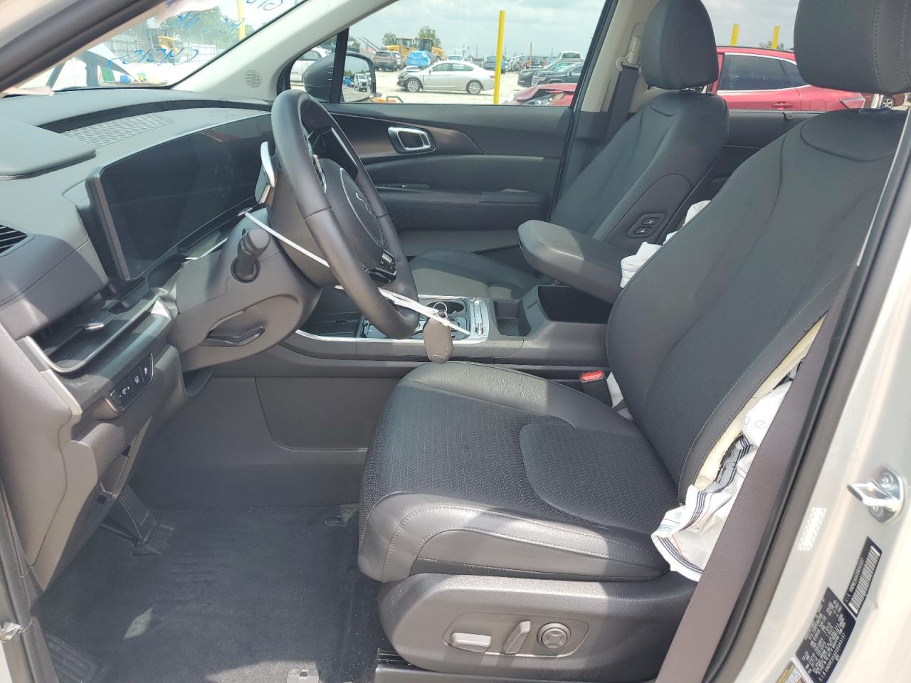 2025 Kia Carnival Sx VIN: KNDNE5KA0S6045157 Lot: 61156495