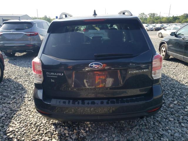  SUBARU FORESTER 2018 Czarny