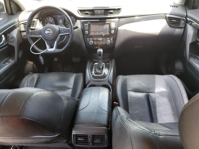  NISSAN ROGUE 2017 Черный