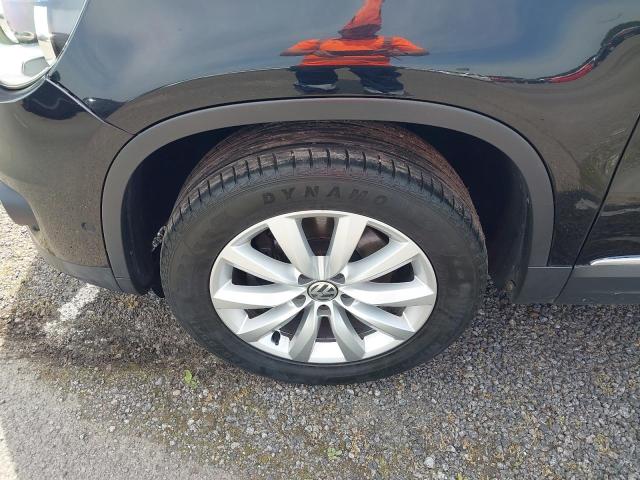 2015 VOLKSWAGEN TIGUAN MAT