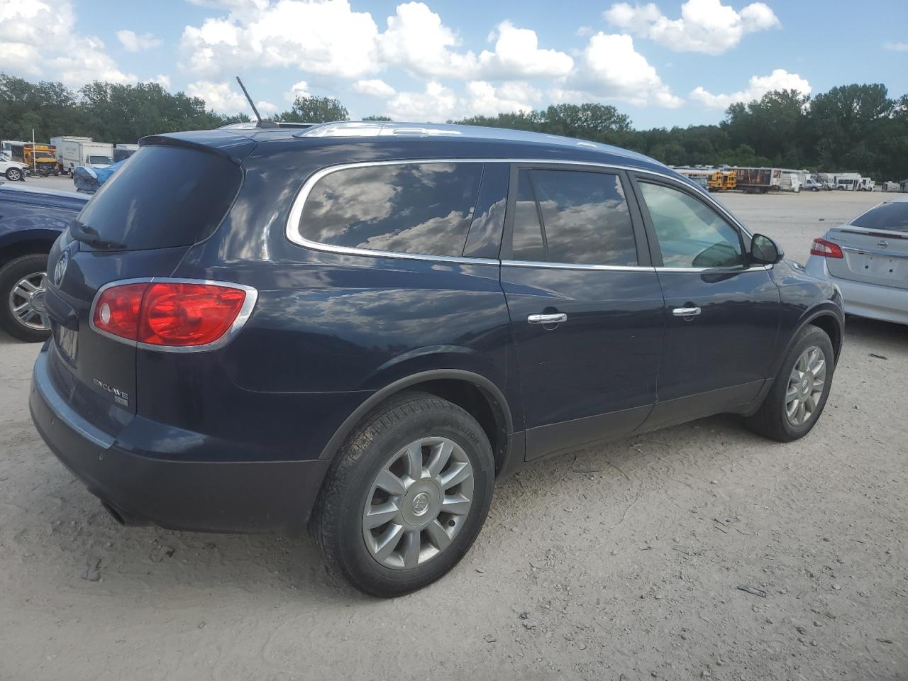 BUICK ENCLAVE 2011 VIN 5GAKRBED3BJ406245 фото 3