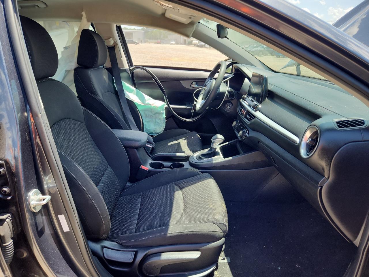 2019 Kia Forte Fe VIN: 3KPF24ADXKE070175 Lot: 62753345