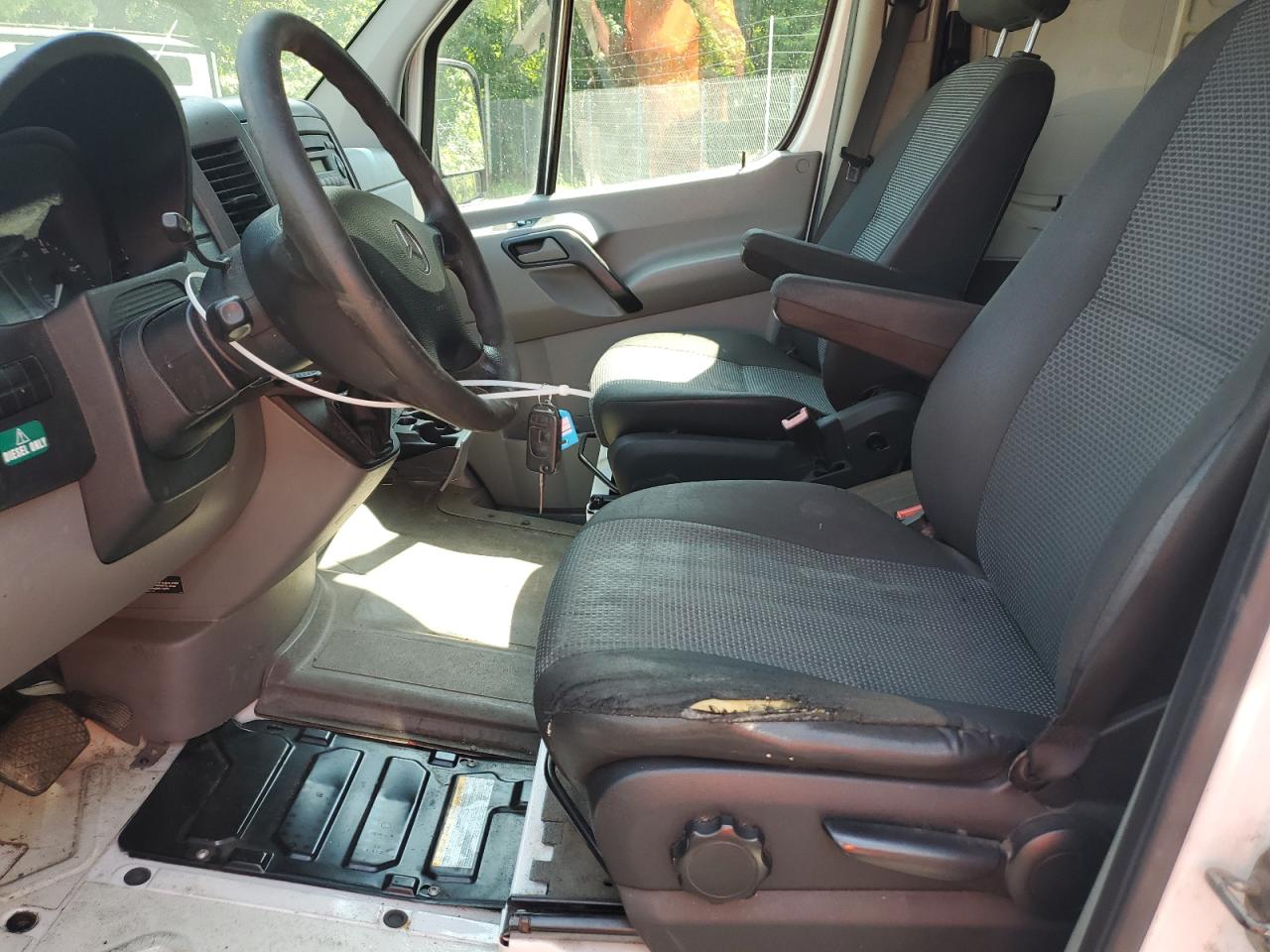 2011 Mercedes-Benz Sprinter 2500 VIN: WD3PE8CC5B5566739 Lot: 62570895