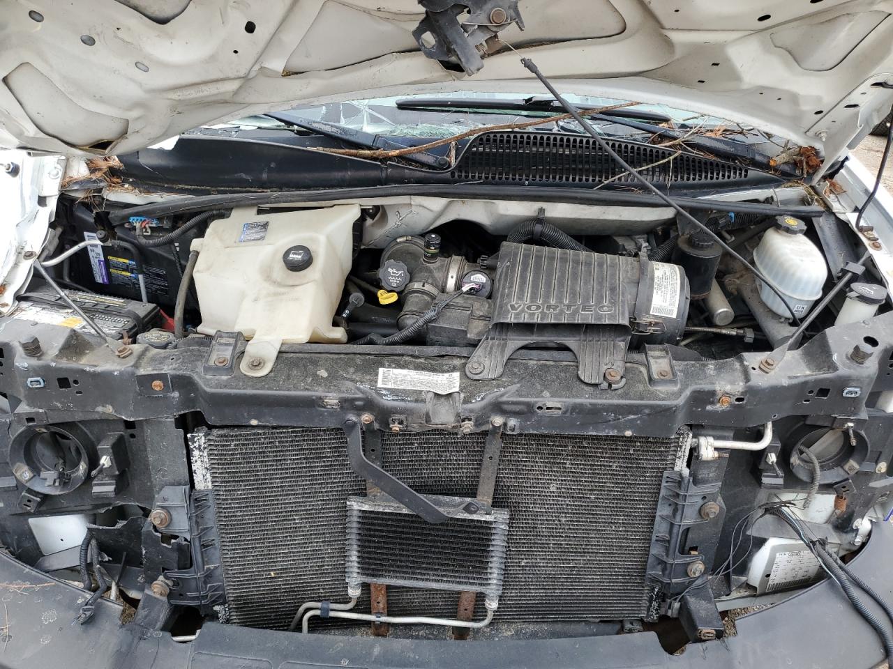 2004 GMC Savana Cutaway G3500 VIN: 1GDJG31U041126633 Lot: 62092365