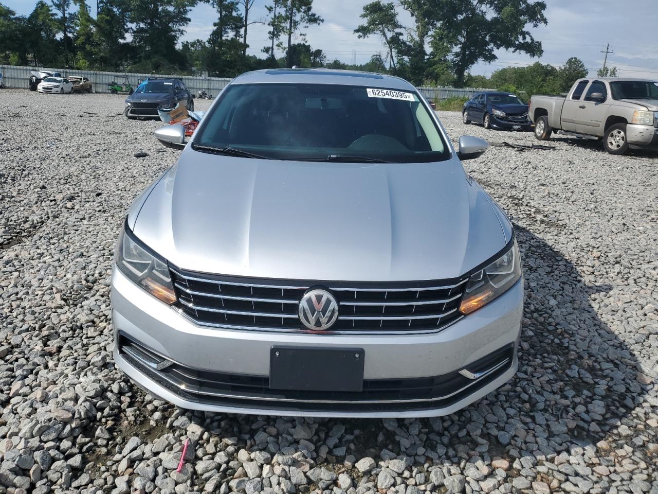 VOLKSWAGEN PASSAT 2017 VIN 1VWBT7A36HC034422 фото 5