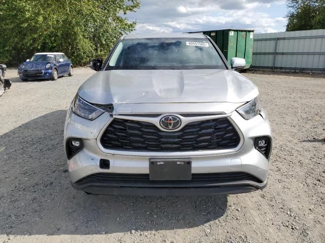  TOYOTA HIGHLANDER 2023 Srebrny