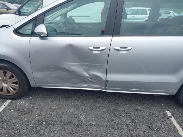 2011 VOLKSWAGEN SHARAN S B