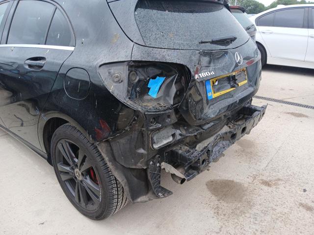 2017 MERCEDES BENZ A 180 D SP