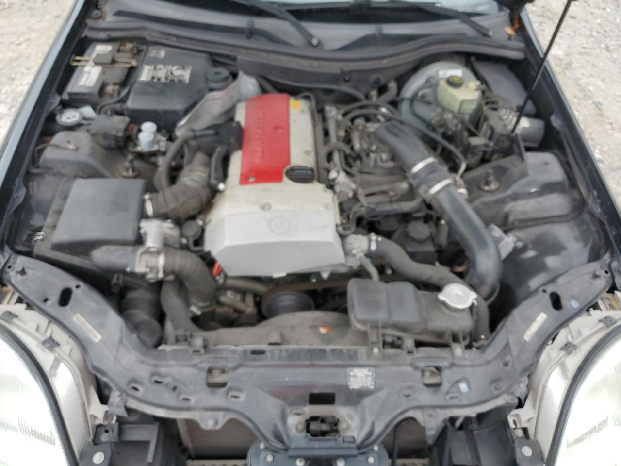 2000 Mercedes-Benz Slk 230 Kompressor VIN: WDBKK47F0YF149827 Lot: 62524515