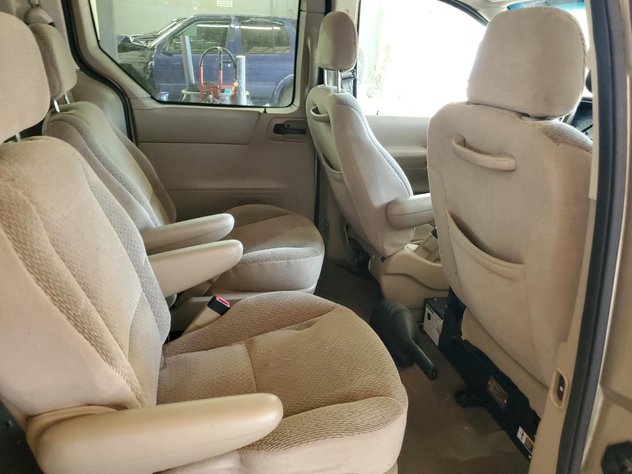 2000 Ford Windstar Se VIN: 2FMZA5248YBB55502 Lot: 61756405