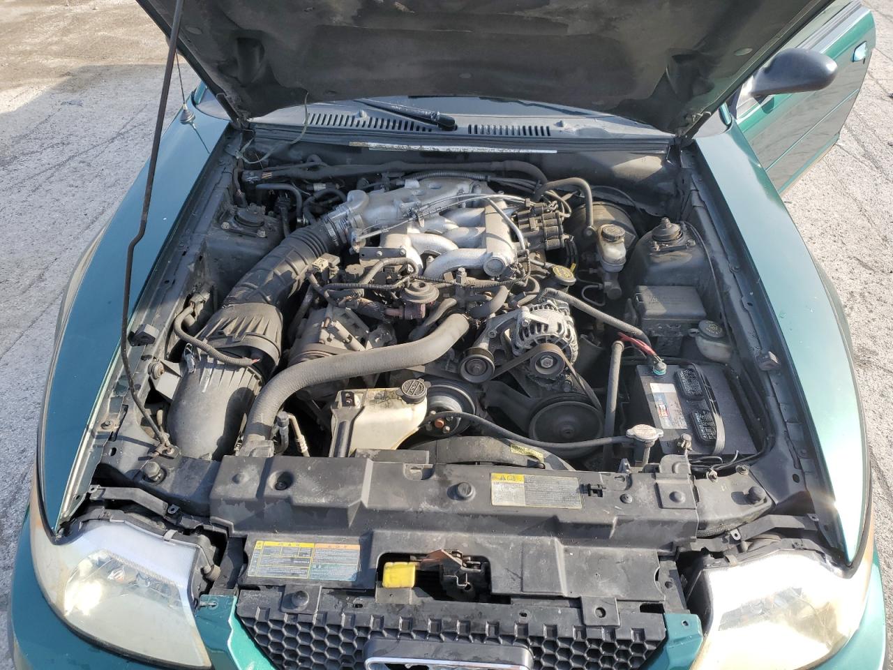 2001 Ford Mustang VIN: 1FAFP44481F212921 Lot: 62666035